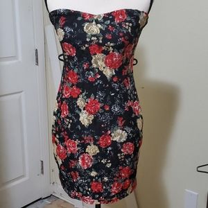 Sleeveless dress